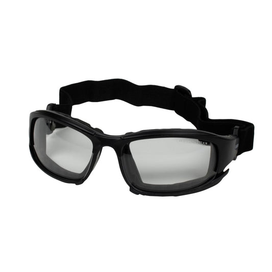 Der Auslaufartikel der Kimberly-Clark GmbH: KleenGuard® V50 Calico™ Schutzbrille verfügt über ein transparentes Glas mit Beschlagfrei-Beschichtung für klare Sicht, einen schwarzen Rahmen und ein verstellbares schwarzes Gummiband. Jede Schachtel enthält 12 Gläser.