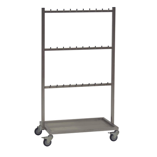 Der Novocal Bauchtuchwagen aus Edelstahl bietet 3 Querstreben mit je 10 Haken, vier Rollen und eine Edelstahlbodenwanne-ideal zur Organisation in Krankenhauseinrichtungen oder als medizinischer Wagen.