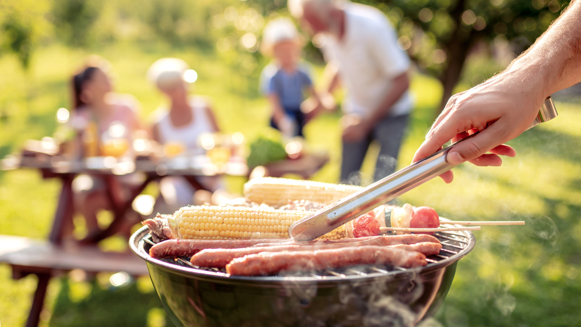 Grillsæsonen begynder: Sådan får du din grill op til form!