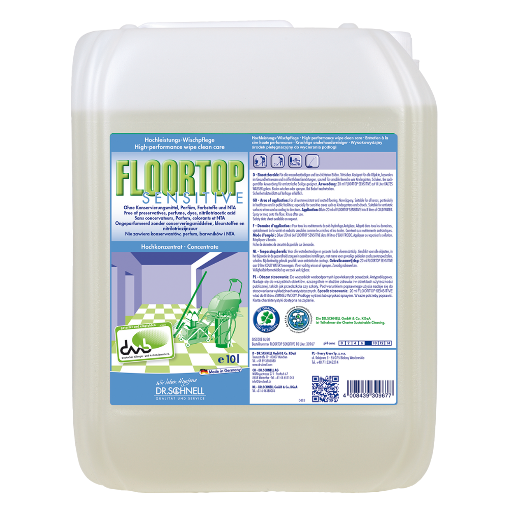 En stor, gennemsigtig plastbeholder med påskriften "Dr. Schnell Floortop Sensitive, højtydende gulvrens, duftfri" fra DR.SCHNELL GmbH & Co. KGaA er udstyret med en grøn hætte, flersprogede oplysninger og en rengøringsillustration på forsiden.