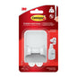 Den Command™ sprayflaskeholder 17009 fra 3M Deutschland GmbH præsenteres i en rød-hvid emballage med fransk tekst, et billede af en sprayflaske og reklamerer for denne pladsbesparende holder med klæbestrimler.