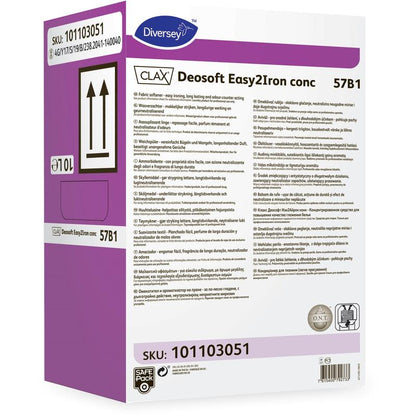 En hvid og violet rektangulær boks med teksten "Clax Deosoft Easy2Iron Conc 57B1" fra Diversey Deutschland GmbH & Co. OHG, SKU 101103051, indeholder flersprogede detaljer og symboler. Ideelt skyllemiddel med strygevenlige egenskaber til professionelle.
