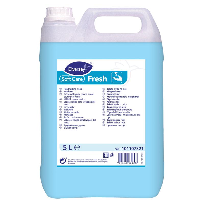 En 5-liters beholder Diversey Soft Care Fresh Milde Håndvaskelotion fra Diversey Deutschland GmbH & Co. OHG kendetegnes ved et hvidt låg, blå væske, skånsom rengøring, behagelig duft og flersprogede produktinformationer på frontetiketten.