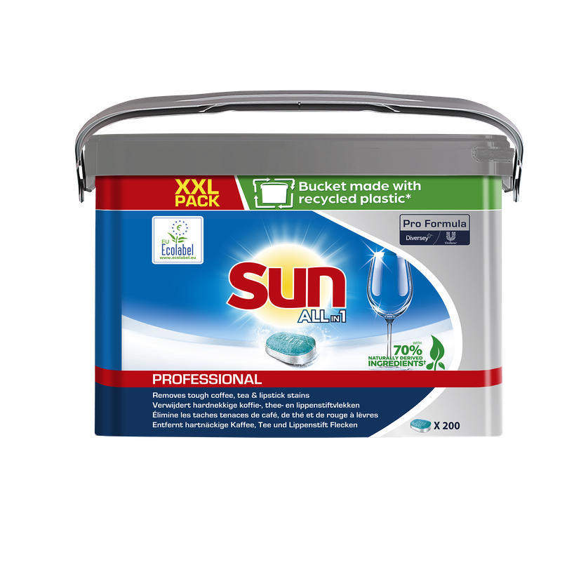 En plastikspand Sun Professional All in 1 Tabs til opvaskemaskinen fra Diversey Deutschland GmbH & Co. OHG, XXL-pakke med 200 tabs, 70 % naturlige ingredienser, Ecolabel-certificeret; spand lavet af genbrugsplastik.