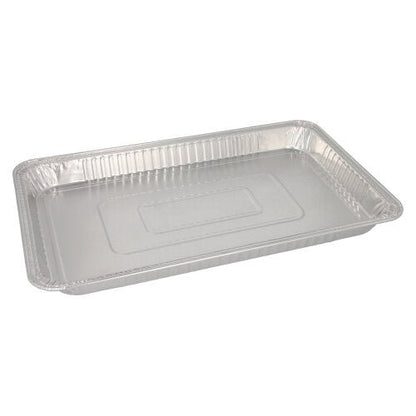 Starpak 3 Gastronorm-beholderen er en rektangulær engangsbageform af aluminium (5,2 l, 3,7 cm x 32,5 cm x 52,5 cm, 1/1), ideel til professionelle køkkener og sælges i et sæt med 3 med krympefolie. Illustration på hvid baggrund.
