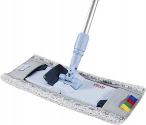 Der Vileda Professional CombiSpeed Pro r-MicroLite Max Mopp (40 oder 50 cm) der Vileda GmbH verfügt über einen rechteckigen Kopf mit farbigen Laschen (gelb, grün, blau, rot) und einen abnehmbaren Mikrofaserbezug für eine vielseitige Reinigung.