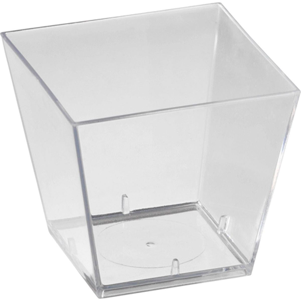 Duni GmbH Square Transparent PS Box (47x47x45 mm) er vist skråt på hvid baggrund, ideel til opbevaring og præsentation af smykker. Pakken indeholder 100 stk.