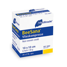 BeeSana® fleecekompress, steril, 6-fold, 30 g, 10 x 10 cm, 2 stk. | Pakke (50 stk.)
