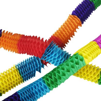 De PAPSTAR 4 guirlander fra PAPSTAR GmbH er strukturerede, harmonika-lignende papirguirlander i rød, orange, gul, grøn, blå og lilla. Diagonalt sammenflettet på hvid baggrund er de genanvendelige og giver enhver fest en festlig tone.