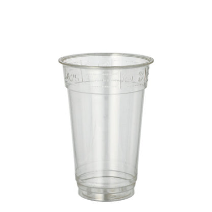 Ein Starpak 50 Trinkbecher "Hurricane" aus glasklarem PET von Starpak steht aufrecht vor einem schlichten weißen Hintergrund.