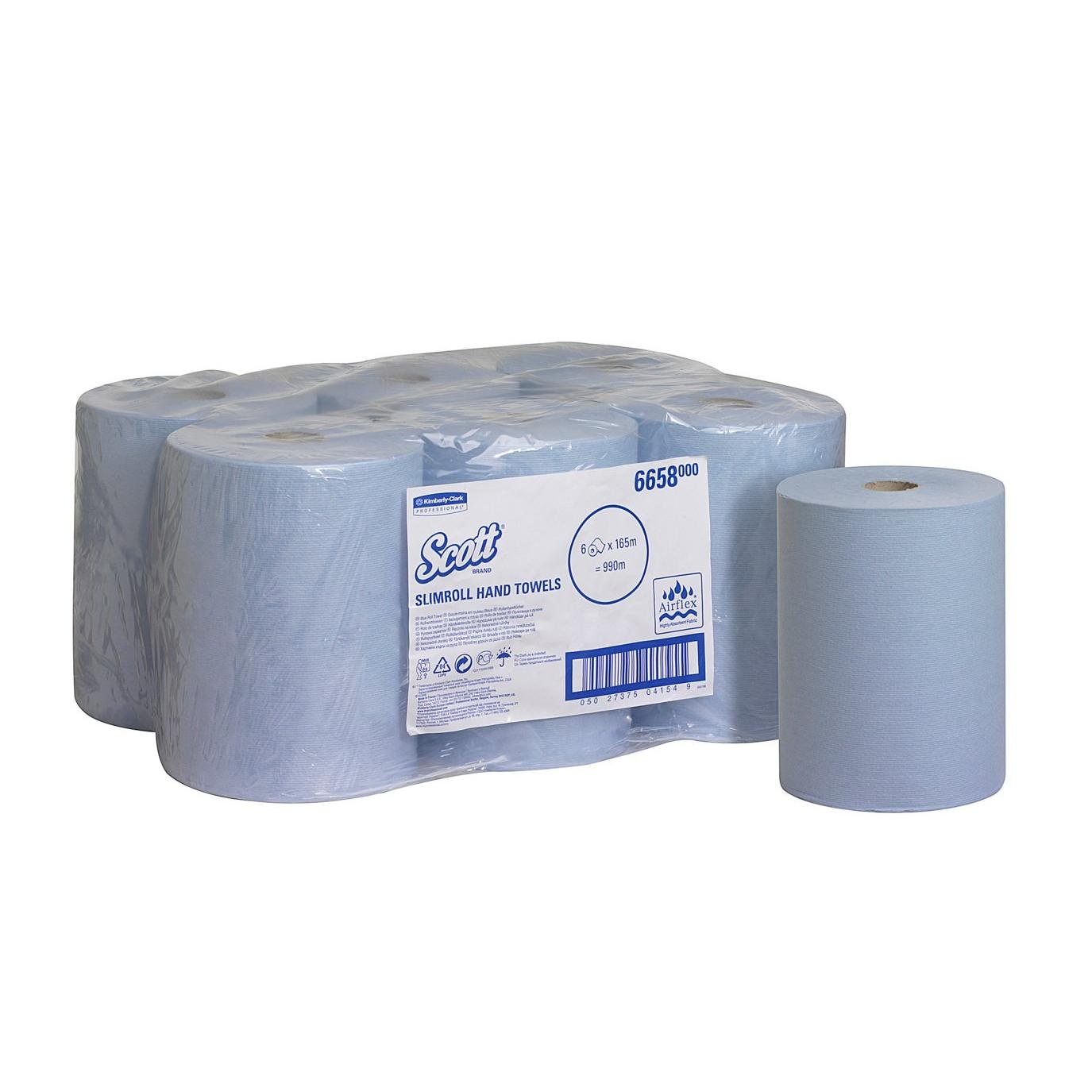En pakke med seks Scott® Slimroll™ håndklæder fra Kimberly-Clark GmbH, hver 165 m lang, er pakket ind i plastik ved siden af en enkelt udpakket blå rulle og tilbyder en pladsbesparende, effektiv og absorberende håndklædeløsning.