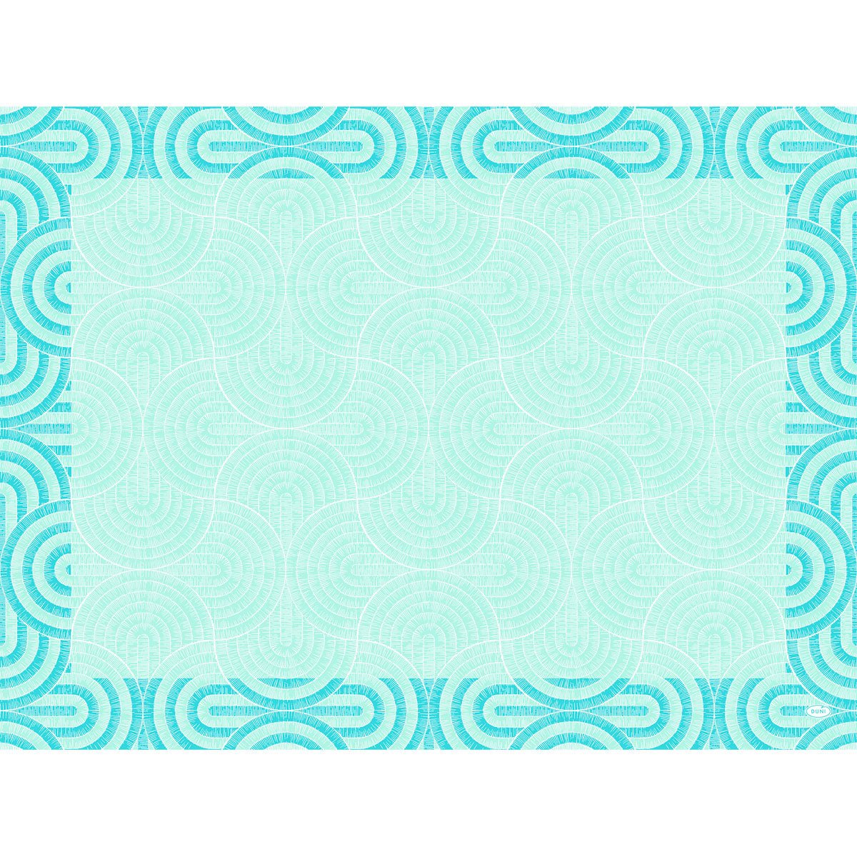 Duni GmbH papirborddækninger 30x40cm Breeze mintblå er kendetegnet ved et centralt mintblåt område og en geometrisk kant med gentagne blå og turkisfarvede cirkler, der giver et stilfuldt, symmetrisk, Art Deco-inspireret look. Pakke: 250 stykker.