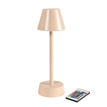 Die LED-Lampe kabellos ZELDA von Duni GmbH in sanftem Pink bringt stilvolle Beleuchtung und ergänzt jede Wohnungsdekoration - perfekt einzeln oder zusammen mit einer Zelda Vase.
