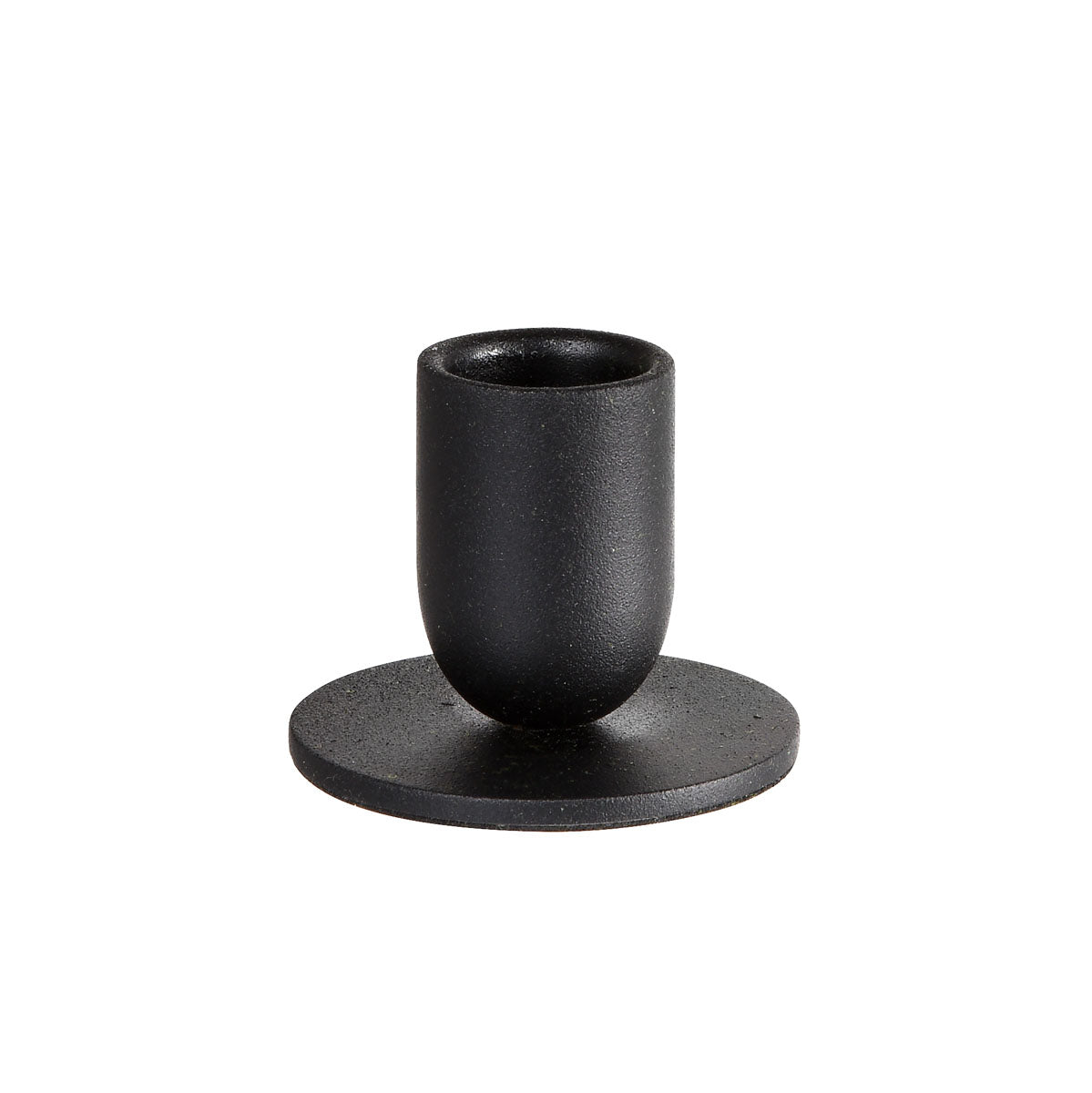 Den metallysestage fra Duni GmbH i totemdesign (5,7x4,3 cm, 1 stk) i elegant sort med cylindrisk bæger og rund sokkel er ideel til moderne indendørs dekoration; præsenteret foran en hvid baggrund.