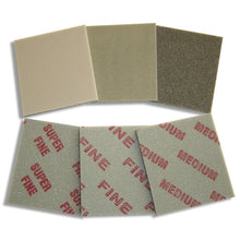 3M™ slibesvamp Håndtilpasning, 90 mm x 100 mm x 5 mm, medium | Pakke (50 stk.)