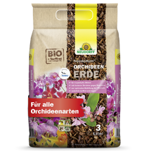 Ein 3-Liter-Beutel NeudoHum OrchideenErde von Neudorff Shop, mit Orchideenmotiven auf der Verpackung. Sie ist für alle Orchideen geeignet, unterstützt ein gesundes Wurzelwachstum und macht die Pflege Ihrer Pflanzen einfach.