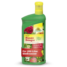 En grøn plastikflaske Azet RosenGødning flydende fra Neudorff Shop, en flydende rosegødning. Etiketten viser roser og produktdetaljer og angiver, at det giver 200 liter vandingsopløsning til optimal rosenpleje.