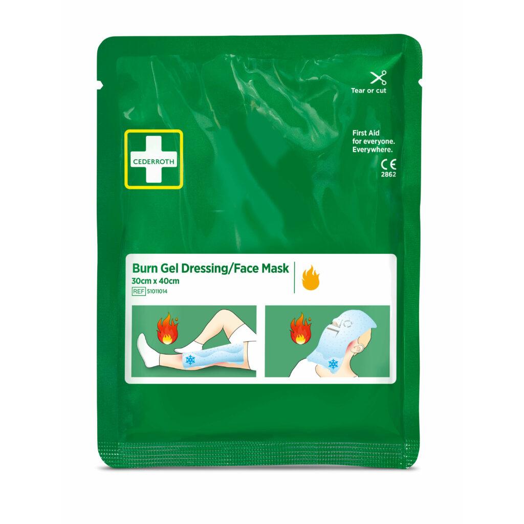 En grøn Cederroth brandforbinding 30x40 cm (1 stykke) fra Orkla Wound Care AB viser anvendelsen af gel på benet/ansigtet med ildsymboler til forbrændinger. Ideel til behandling af brandsår. Pakningsstørrelse: 30 x 40 cm.
