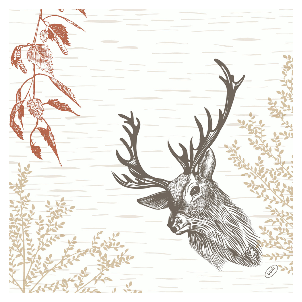 Ein Hirsch mit großem Geweih, ähnlich der Duni Bio Dunisoft® Serviette 40 x 40 cm Wood & Deer von Duni GmbH, ist auf einem neutralen Hintergrund platziert. Stilisierte braune und orange Blätter bereichern das Design der umweltfreundlichen Einwegserviette und verleihen ihr ein dekoratives Motiv, das an die Natur erinnert.