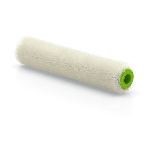 Nölle Profi Brush mohair-malerulle på 10 cm (4 mm luvhøjde) fra Nölle Profi Brush Bürsten- & Pinseltechnik e.K., der er ideel til glatte overflader, har en hvid, cylindrisk kappe med en grøn plastkerne på hvid baggrund.