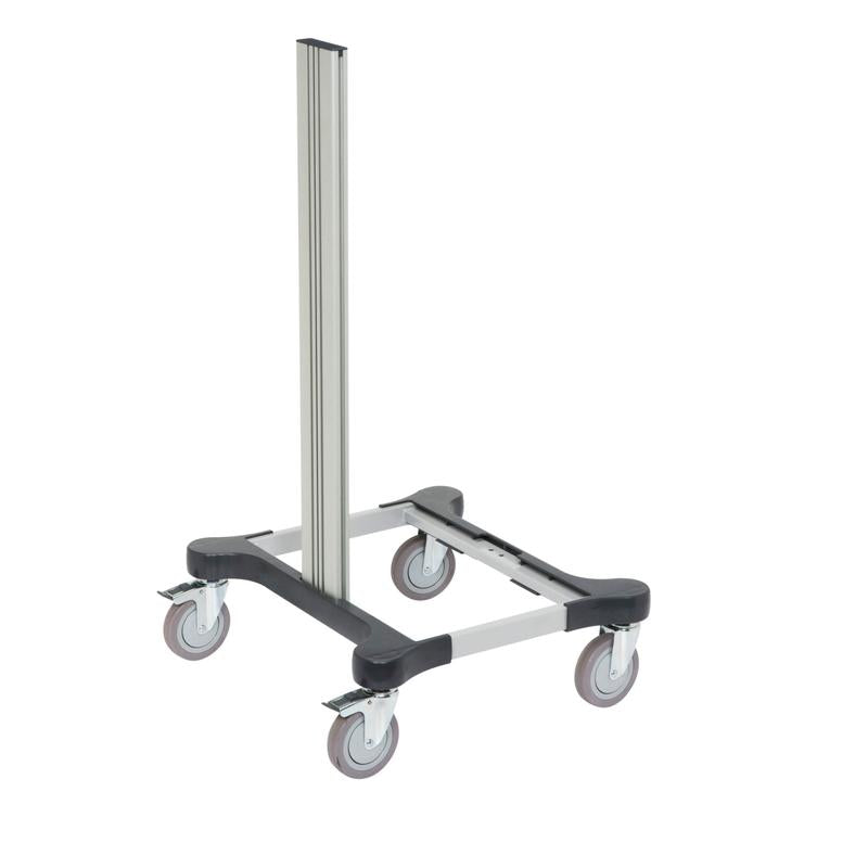 Produktet "TASKI Chassis Micro, lille grundstel" fra Diversey Deutschland GmbH & Co. OHG er et kompakt, mobilt udstyrsstel med fire drejehjul og en central stolpe på hvid baggrund.