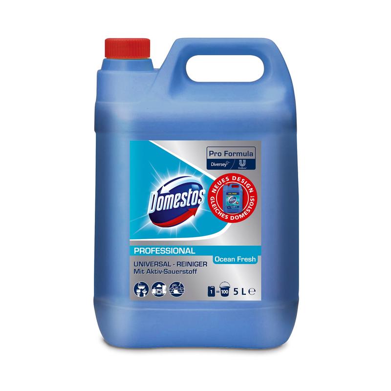 En blå 5L plastikbeholder DOMESTOS Professional Ocean Fresh Universalrengøringsmiddel med aktivt ilt fra Diversey Deutschland, med rød låg og håndtag, er forsynet med en flersproget etiket med rengøringsoplysninger og branding.
