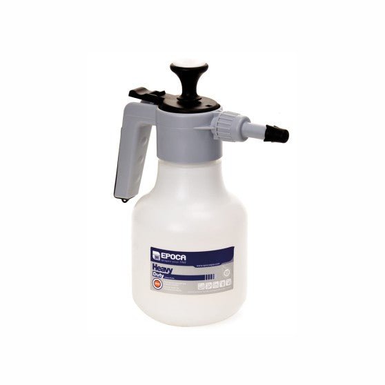 Arcora Arspray Delta-Tec 2 sprøjteflaske fra Arcora International GmbH er en grå-sort plastikhåndsprøjte med EPDM-pakning, rummer 1710 ml og er egnet til alkalisk rengøring. Pakken indeholder 1 stk.