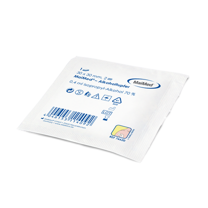 Meditrade alcohol swab 30 x 30 mm white non -woven fabric two -layer | Boks (100 stykker)