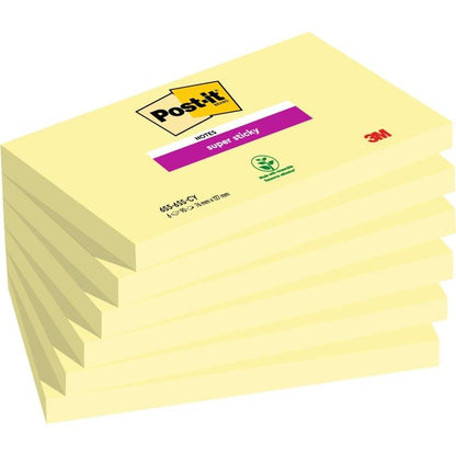 En stak af seks Post-it® Super Sticky Notes (76 mm x 127 mm, 90 ark/blok, 100% PEFC) fra 3M Deutschland GmbH vises i en mærkevareemballage, hvor symbolerne "Super Sticky" og miljøcertificering er synlige.