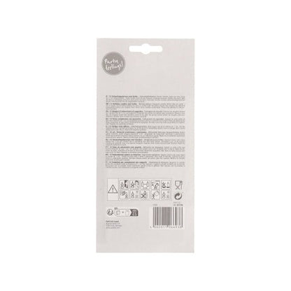 Bagsiden af en PAPSTAR GmbH fødselsdagslys 10 cm, farverigt sorteret med holder (12 stykker) pakke viser flersprogede plejeanvisninger, advarselssymboler, piktogrammer, en stregkode og en "Party Edition!"-etiket - ideelle til enhver fødselsdagsfest.