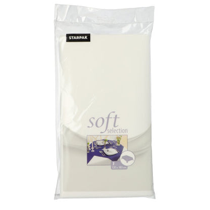 I en gennemsigtig plastikemballage er der en foldet hvid Starpak-dug, stoflignende fleece "Soft Selection", størrelse 120 cm x 180 cm, med et billede af et dækket spisebord på forsiden.