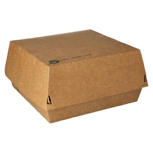 Den PAPSTAR Burgeræsker af brun pap (9x18,5x18,5 cm), »100 % Fair«, 25 stk. – praktiske og miljøvenlige fra PAPSTAR GmbH – med klaplåg på hvid baggrund, ideelle til takeaway.