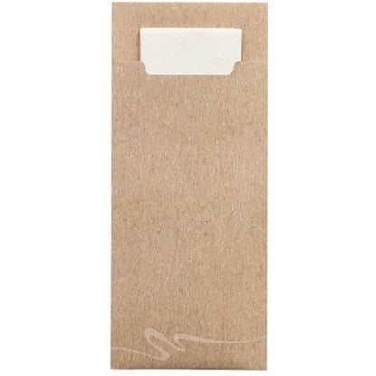 Et papirhylster PAPSTAR 520 bestikposer (20 x 8,5 cm, 2-lags) fra PAPSTAR GmbH rummer en matchende hvid serviet (33 x 33 cm), der er delvist synlig øverst og har en udskæring for nem adgang til den integrerede serviet.