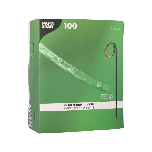 Die grüne Box "PAPSTAR 100 Fingerfood - Picker" der PAPSTAR GmbH enthält 11 cm lange Bambuspickel für Fingerfood, ist FSC-zertifiziert und zeigt auf der Verpackung einen Bambuspickel mit Wassertropfen.