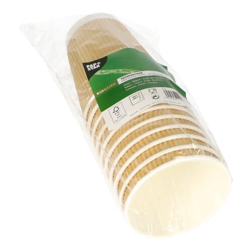 En stak PAPSTAR GmbH drikkekopper af pap (Ø 9 cm, 11 cm høj, Ripple Wall) i klar plastfolie med en grøn-hvid etiket med produktinformationer og symboler. Pakken indeholder 10 kopper.