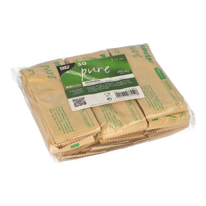 En gennemsigtig plastikindpakning indeholder 50 individuelt pakkede PAPSTAR kaffeskefulde træ "pure" (11 cm). Den grøn-hvide etiket viser produktinformationer og mærket PAPSTAR GmbH.