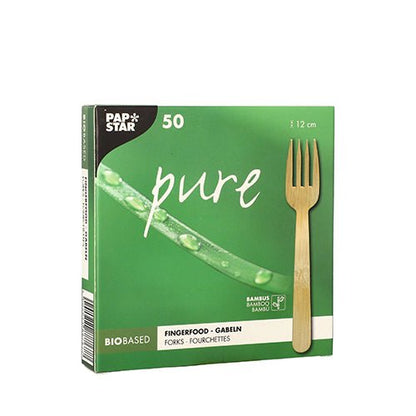 En grøn "pure"-boks fra PAPSTAR GmbH indeholder 50 biobaserede bambus-fingerfood-gafler (12 cm engangsgafler) med et bambusgaffel-billede på højre side af emballagen.