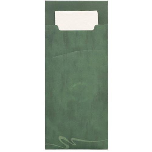 De PAPSTAR 520 bestikposer (20 x 8,5 cm) fra PAPSTAR GmbH har et grønt papirhylster med diskret hvirvelmønster, hvori der er en hvid 2-lags serviet (33 x 33 cm), der rager ud over den øverste kant af hylsteret.