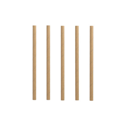 Fem brune PAPSTAR 500 cocktail sugerør (papir, Ø 7 mm, 15 cm) fra PAPSTAR GmbH står oprejst i en række foran en enkel hvid baggrund.