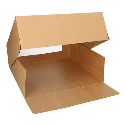 En PAPSTAR 25 kagekartoner med låg firkantet med sigtvindue af PLA fra PAPSTAR GmbH vises med åbne låg og viser sit tomme indre mod hvid baggrund.