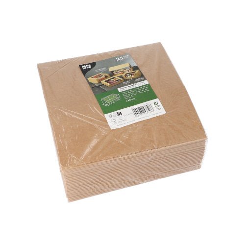 En stak brune papirservietter i gennemsigtig plastikindpakning med en grøn-hvid etiket fra PAPSTAR GmbH, som viser billeder af fødevarebeholdere og informationer om "PAPSTAR 25 kageæsker med firkantet låg med PLA-vindue".