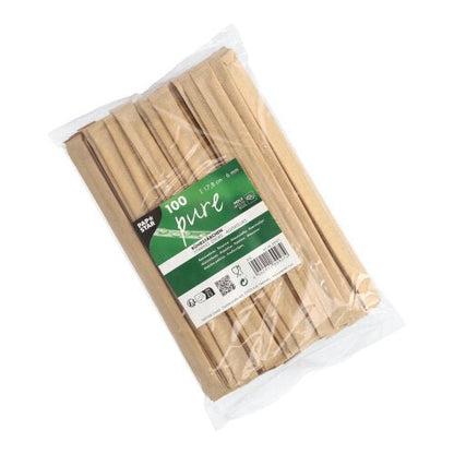 En gennemsigtig plastikpose indeholder 100 PAPSTAR rørepinde træ "pure" 17,8 cm, hver enkelt pakket i folie, hver med en grøn-hvid PAPSTAR GmbH-etiket på forsiden.