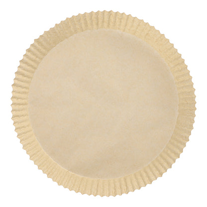 Et enkelt rundt, beige PAPSTAR-bagepapir (4,5 cm højt) til varmluftsfrituregryder fra PAPSTAR GmbH med riflet kant, varmebestandigt, set fra oven på hvid baggrund.