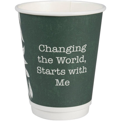 Abena Re-Seller GmbH kaffekop med dobbeltvæg Bio "Green Leaves" er en grøn, miljøvenlig kop med hvid tekst "Changing the World, Starts with Me" og et delvist hvidt bladdesign på venstre side.