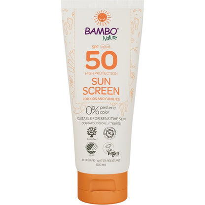 En 100 ml tube Bambo Nature solcreme SPF50 fra Abena Re-Seller GmbH, farve- og parfumefri, dermatologisk testet, vegansk, reef-safe og ideel til sensitiv hud. 6 pakker i kartonen.