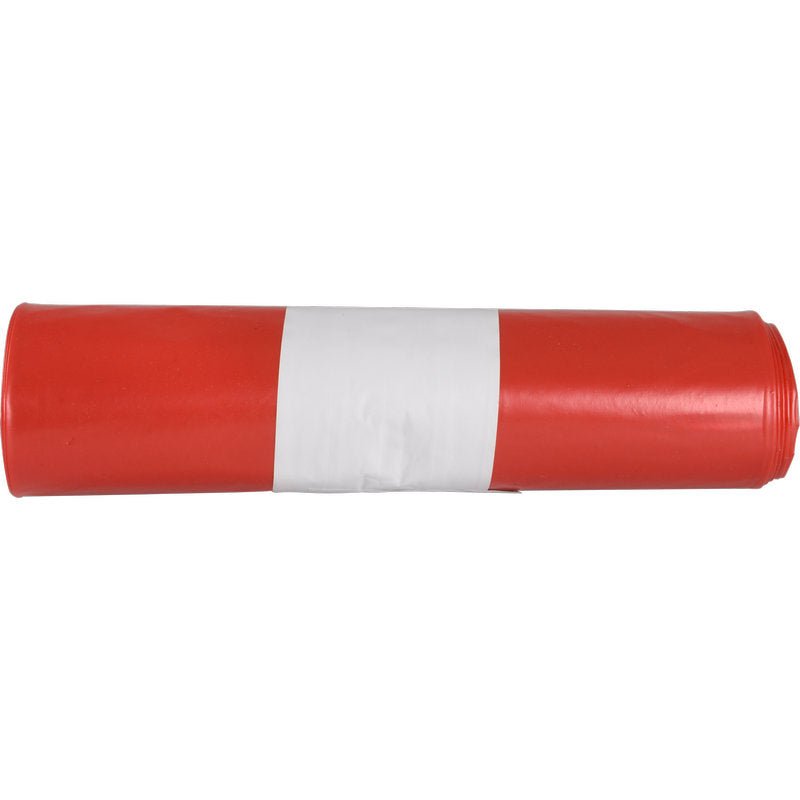 En oprullet rød affaldspose til Sækko Boy 60 (55 my LDPE Recycled) fra Abena Re-Seller GmbH med en bred hvid midterstribe af miljøvenlig plast, set fra siden på hvid baggrund.