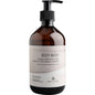 ENA Living Body Wash, 500 ml fra Abena Re-Seller GmbH (kasse med 8 pakker), plejer fugtgivende med æteriske olier fra cedertræ, appelsin og lavendel. Det hvide design fremhæver den blide kropsvaskelotion.