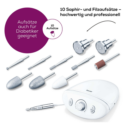 En hvid elektronisk enhed med påskriften "Beurer MP 100 Manicure-/Pedicurestation | Pakke (1 styk)" fra Beurer GmbH, omkring hvilken forskellige udskiftelige safir- og filtspidser er arrangeret. Den tyske tekst fremhæver 10 høj kvalitet vedhæftninger, der er egnet til diabetikere og påpeger, at denne manicure- og pedicurestation er designet til professionel brug.