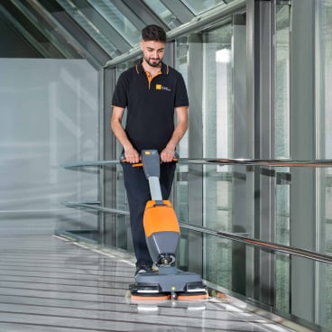 TASKI ULTIMAXX 360 Kit Pad, Kompakte Scheuersaugmaschine  | Packung (1 Stück)