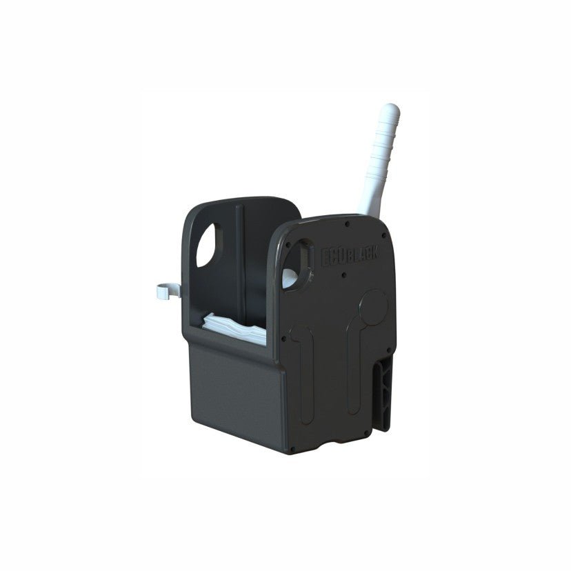 Den Arcora Ecoblack plastpresse, en sort-grå manuel moppepresse fra Arcora International GmbH (255 x 240 x 340 mm), er designet til kommerciel rengøring og effektiv affaldshåndtering, her foran en hvid baggrund.